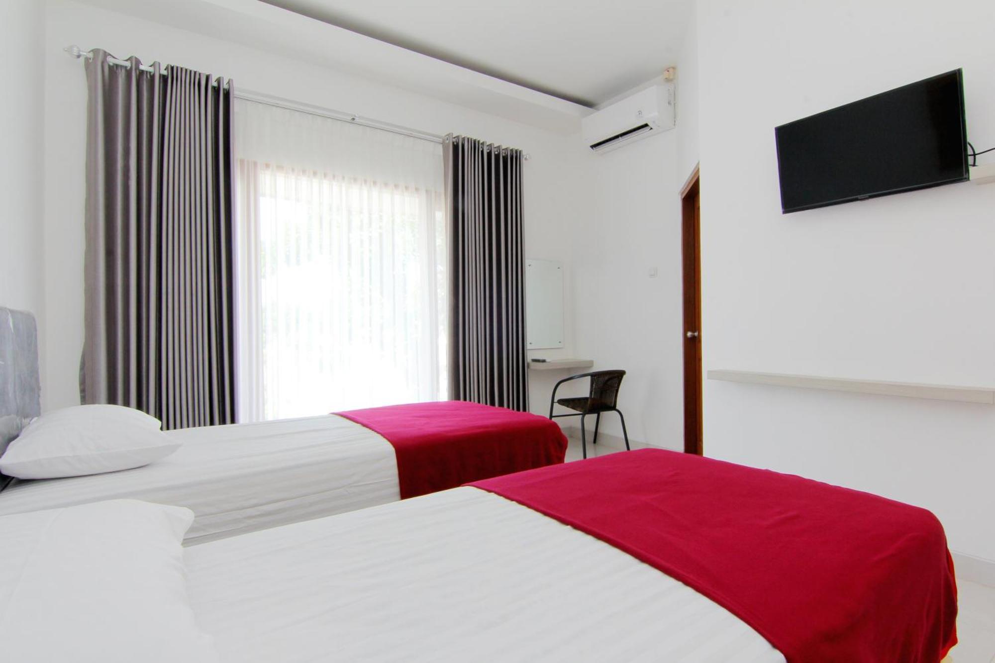 Silas Garden Hotel Yogyakarta Exterior photo